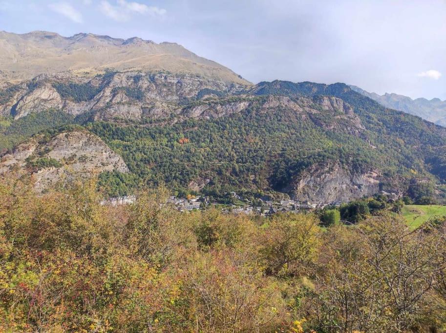 El Refugio De Tena - Tucasaenlospirineos Escarrilla Eksteriør billede